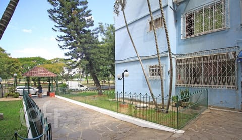 Image 16 - 252883